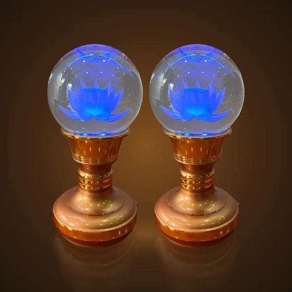 Đèn Cầu Sen Thân Màu Đồng