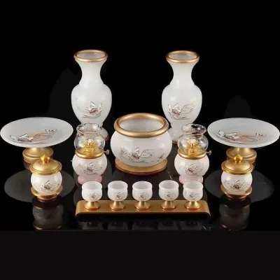 Bộ đồ thờ men trắng sứ (1033)